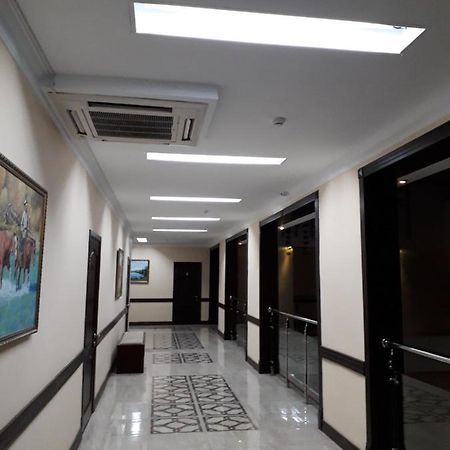Seoul Hotel Shymkent Bagian luar foto