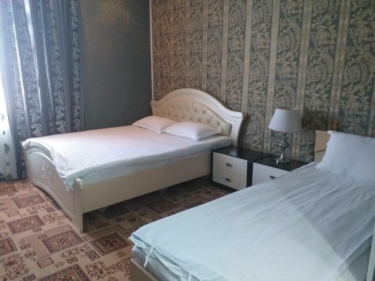 Seoul Hotel Shymkent Bagian luar foto