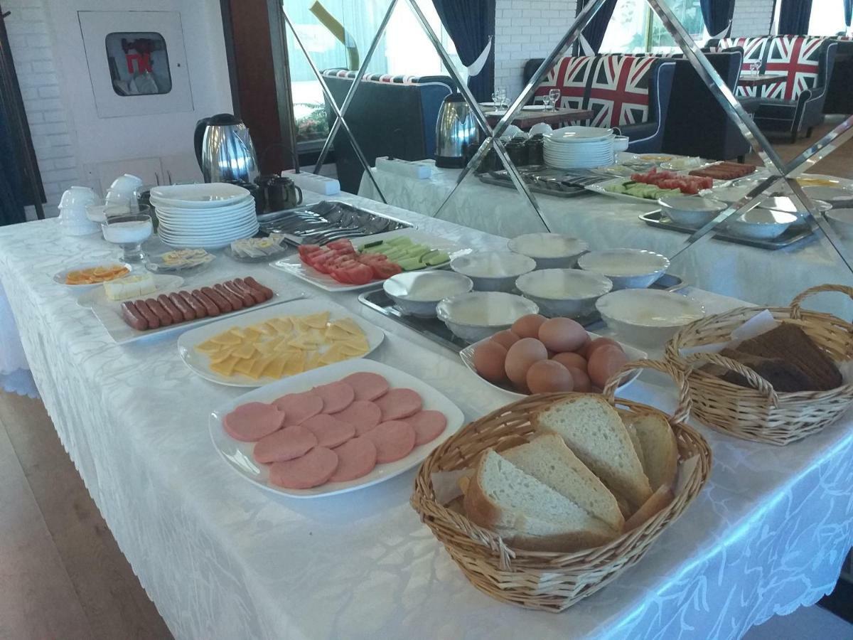 Seoul Hotel Shymkent Bagian luar foto