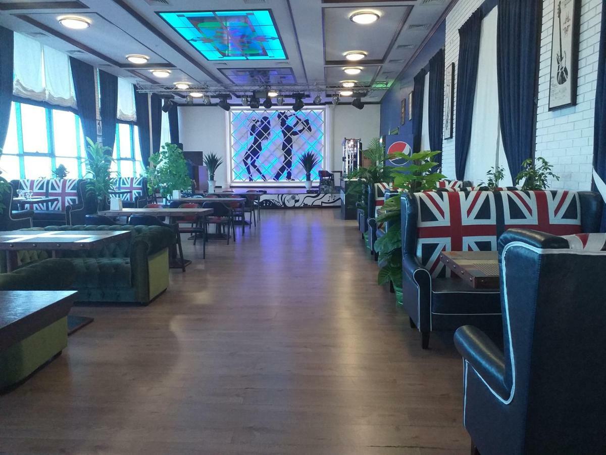 Seoul Hotel Shymkent Bagian luar foto