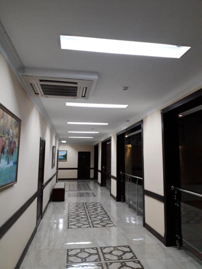 Seoul Hotel Shymkent Bagian luar foto